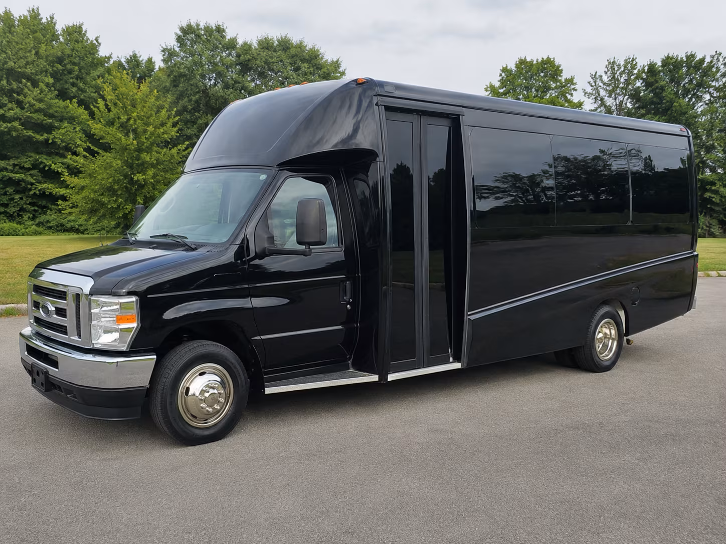 gilroy bus rentals