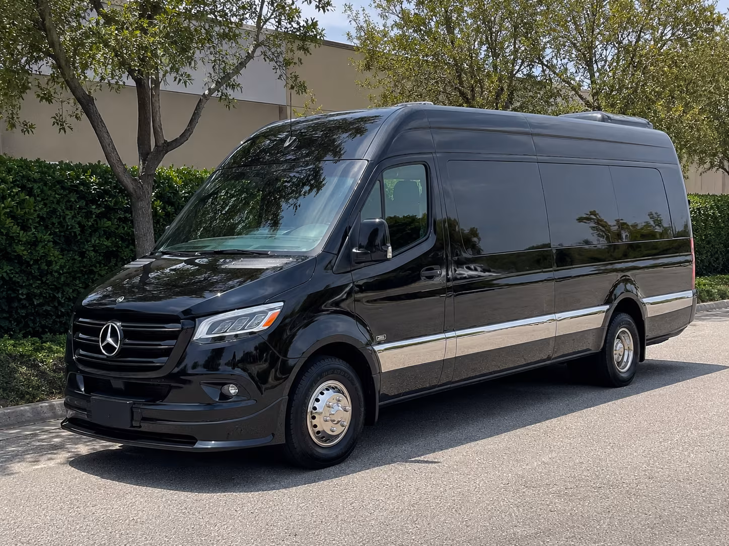 morgan hill private airport shuttles for morgan hill pickups and drop offs