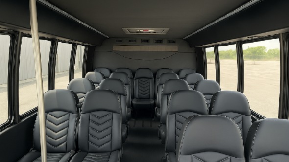 campbell 18 passenger minibus rental