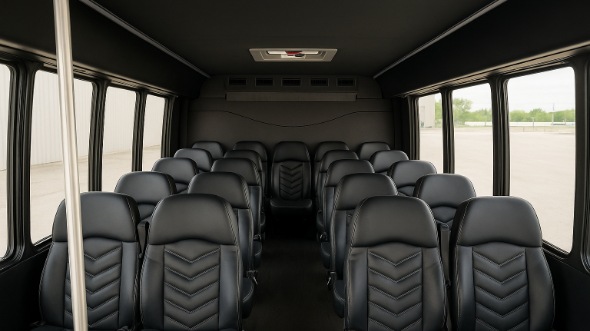 campbell 20 passenger minibus rental
